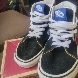 Vans Lows Casual Blue & Black! Good Shape Condition Minor Wear & Tear All items